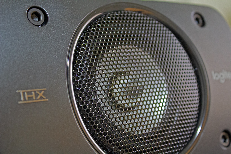 How to choose computer speakers the master switch